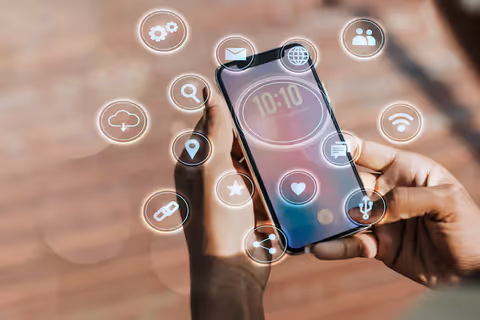 Mobile Network Technology Insights: Evolution and Key Components