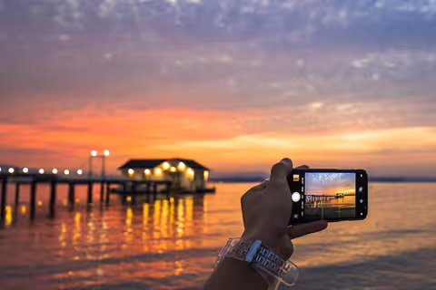 Travel Photography with Phone: Complete Guide to Capturing Better Shots