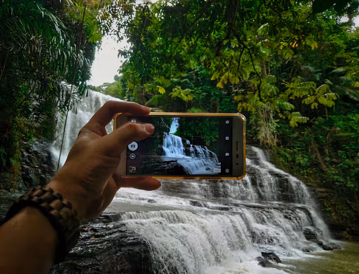 Explore Mobile Nature Photography for Outdoor Photography Skills
